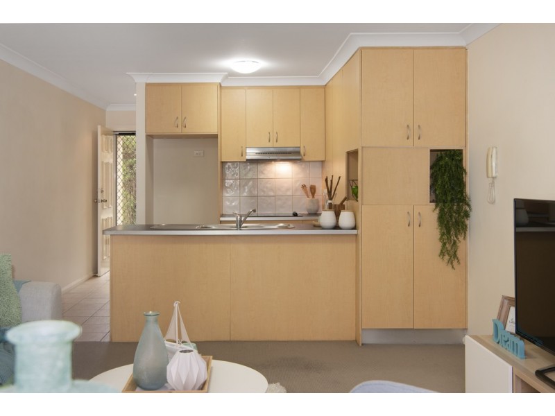 3/53 Knowsley Street, Greenslopes QLD 4120