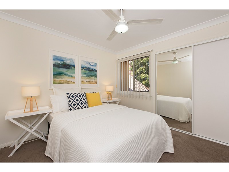 3/53 Knowsley Street, Greenslopes QLD 4120
