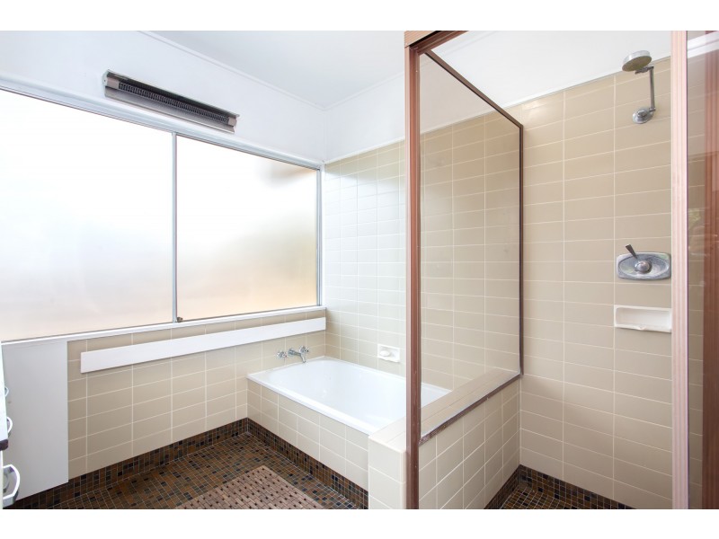 56 Banbury Street, Carina QLD 4152