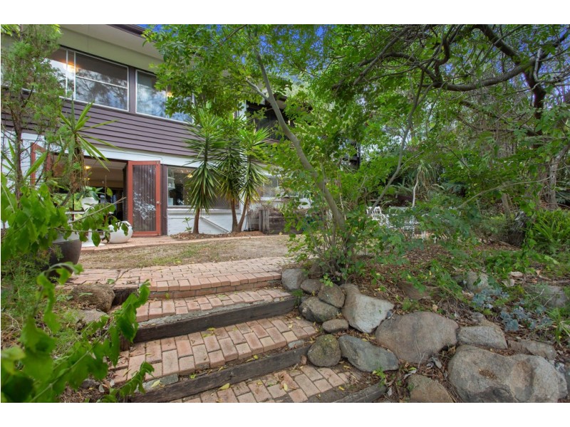 56 Banbury Street, Carina QLD 4152