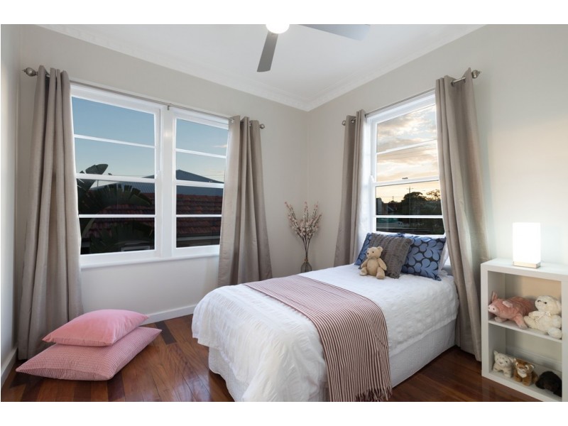 80 Broadway Street, Carina QLD 4152