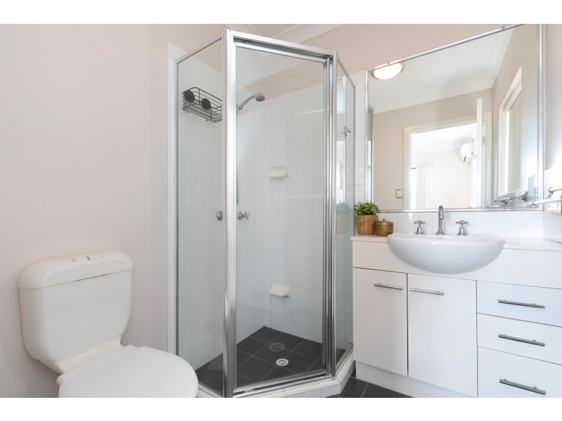 6/8 Cambridge Street, Carina Heights QLD 4152