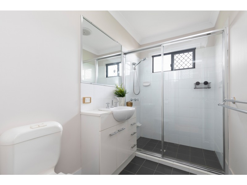 6/8 Cambridge Street, Carina Heights QLD 4152