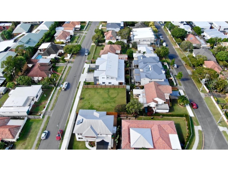 30 McEwan Street, Carina QLD 4152