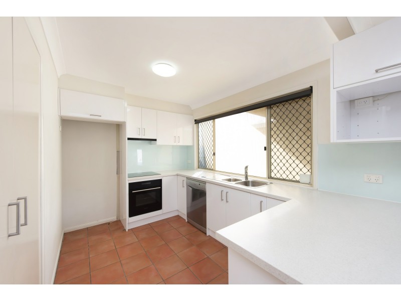 4/9 Orana Street, Carina QLD 4152