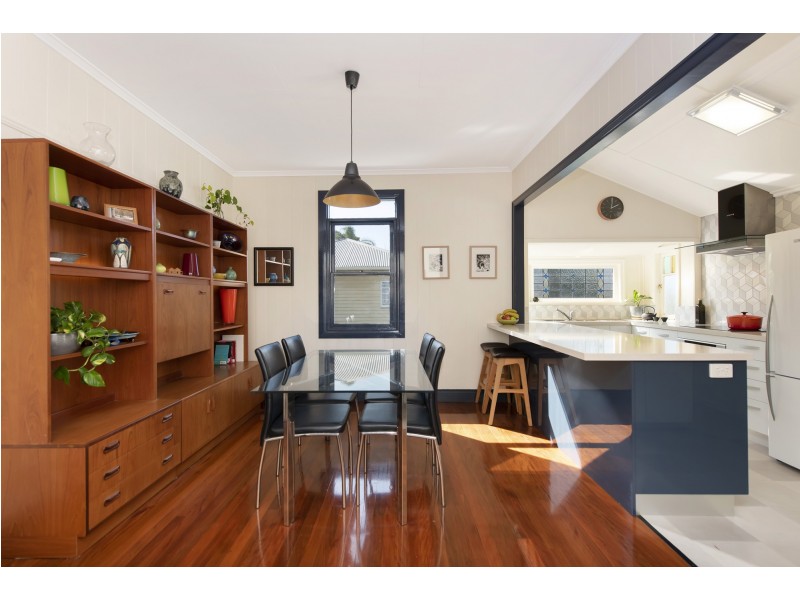 18 Broadway Street, Carina QLD 4152