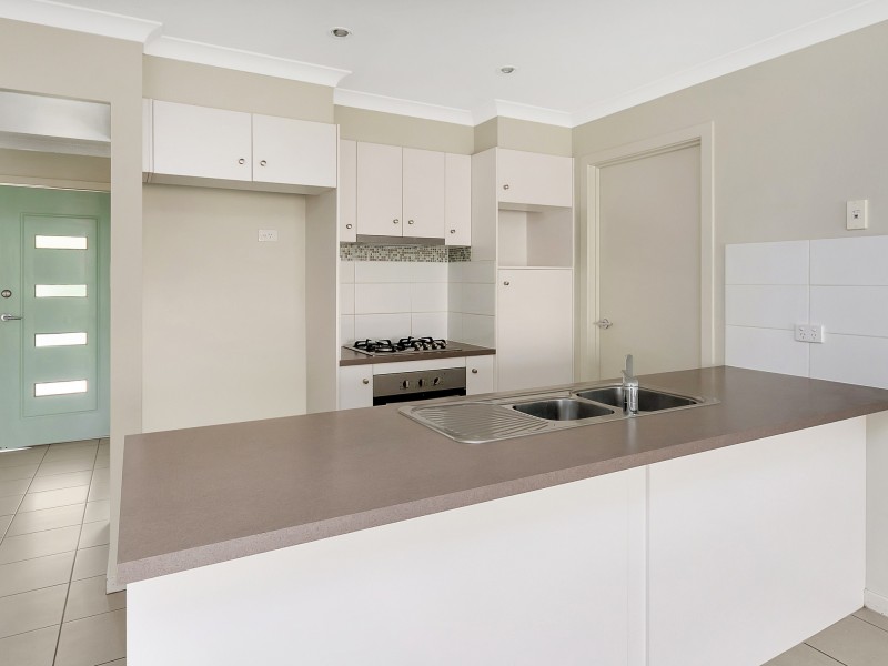 82 Goundry Drive, Holmview QLD 4207