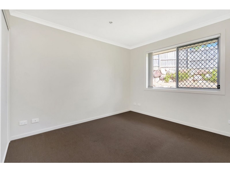 82 Goundry Drive, Holmview QLD 4207