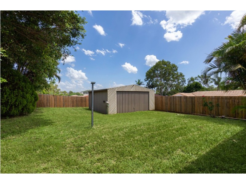 4 Cumbria Court, Belmont QLD 4153