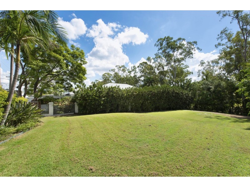 45 Octantis Street, Coorparoo QLD 4151