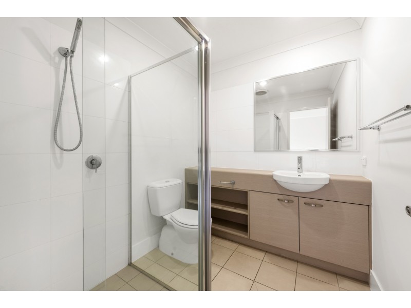 16/66 Richmond Road, Morningside QLD 4170