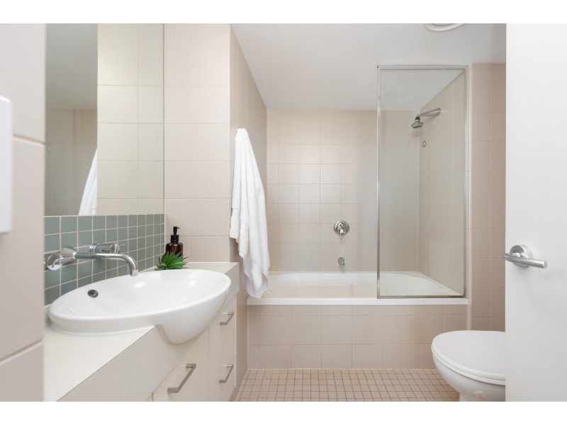 17/153 Lambert Street, Kangaroo Point QLD 4169