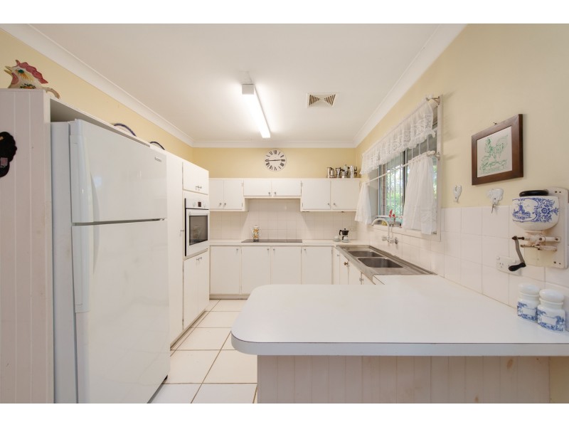 107 Greenmeadow Road, Mansfield QLD 4122