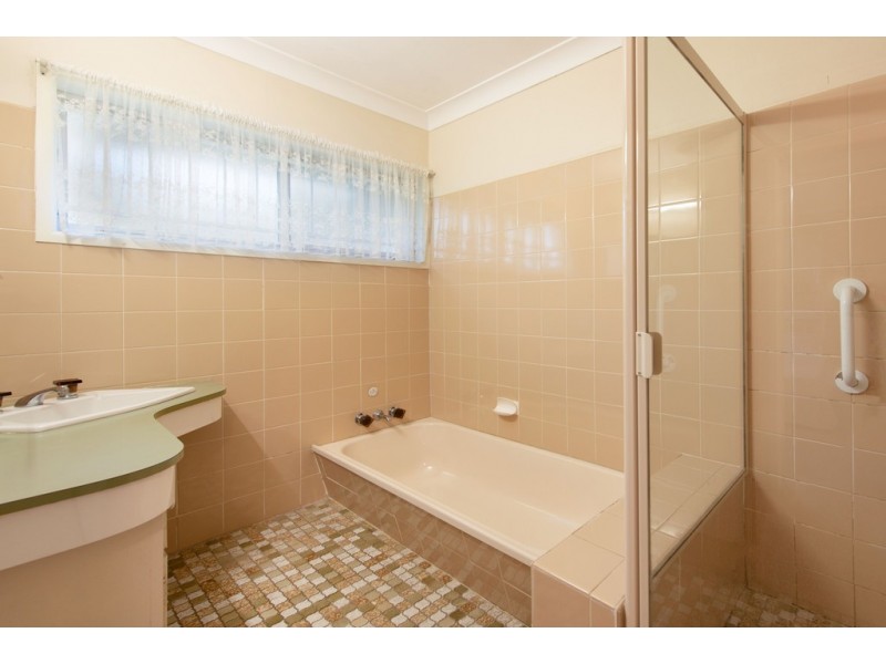 107 Greenmeadow Road, Mansfield QLD 4122