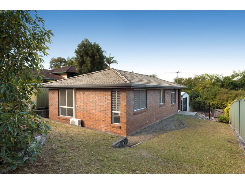 4 Ara Street, Camp Hill QLD 4152