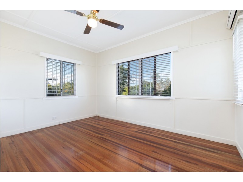 28 Chesney Street, Carina QLD 4152