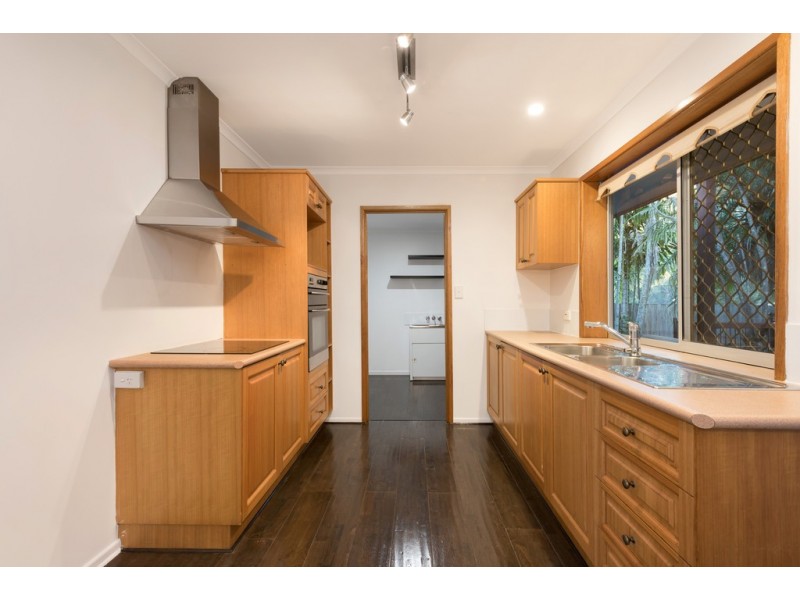 43 Raintree Street, Mansfield QLD 4122