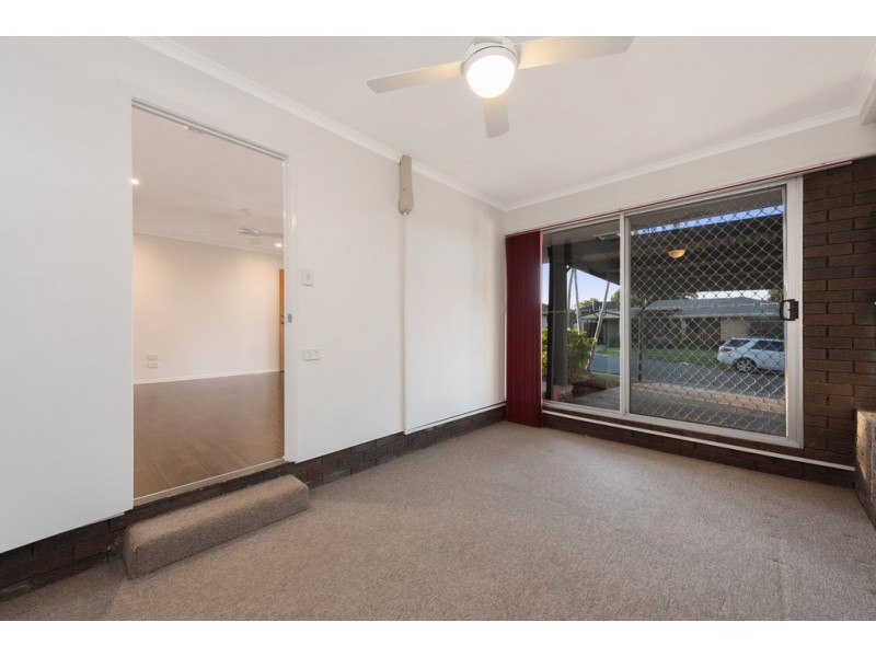 43 Raintree Street, Mansfield QLD 4122