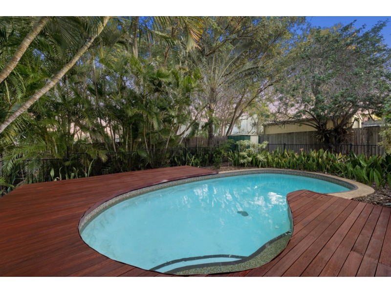 43 Raintree Street, Mansfield QLD 4122