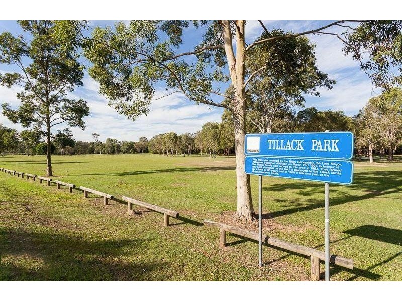 43 Raintree Street, Mansfield QLD 4122