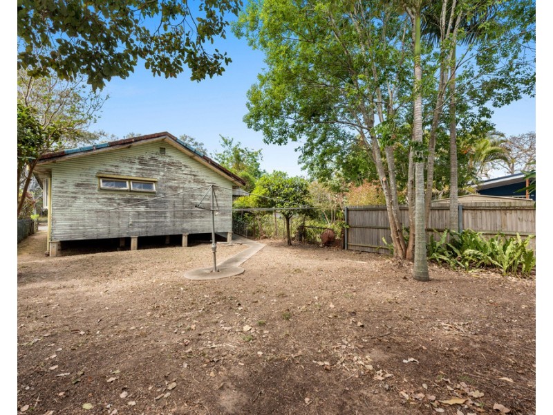 10 Wood Avenue, Carina QLD 4152