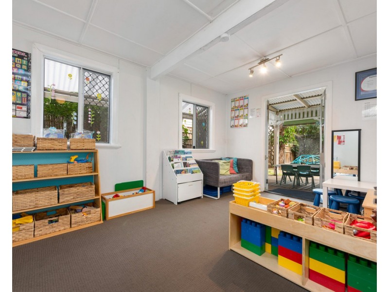 16 Queensport Road, Murarrie QLD 4172