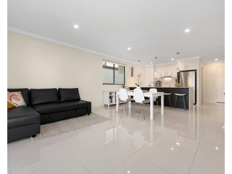 2/14 Pashen Street, Morningside QLD 4170