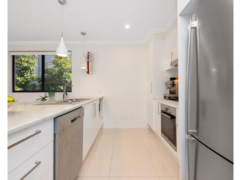 2/14 Pashen Street, Morningside QLD 4170