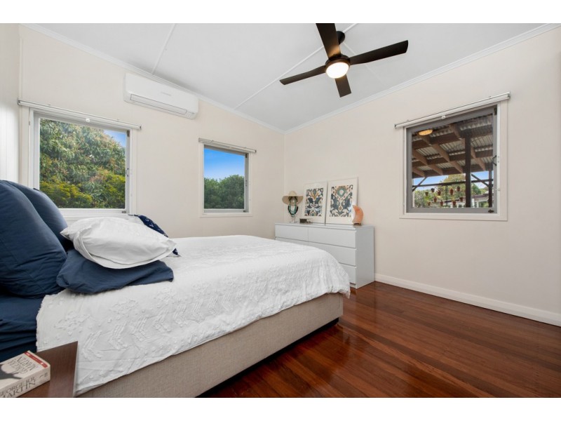 14 Blackwell Street, Tingalpa QLD 4173