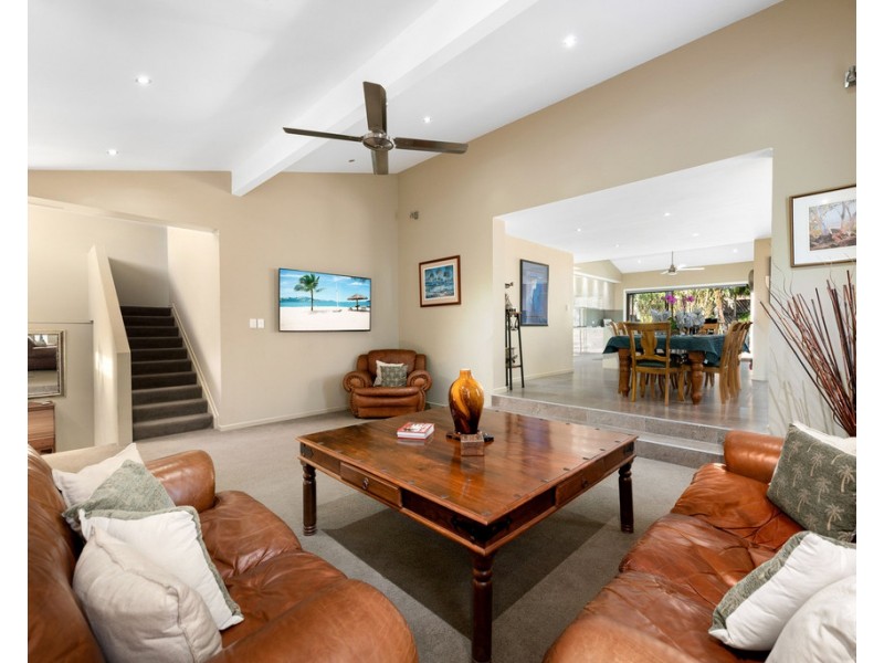 3 Obsidian Street, Camp Hill QLD 4152