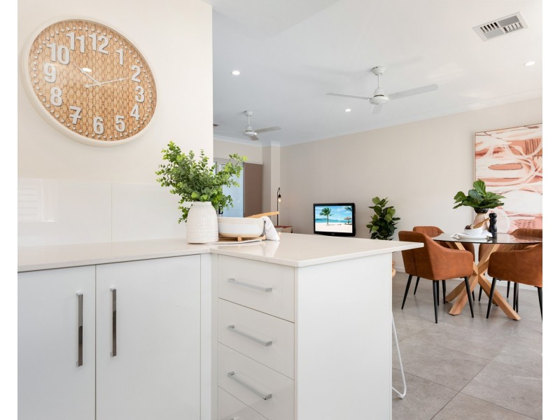 2/11 Cambridge Street, Carina Heights QLD 4152