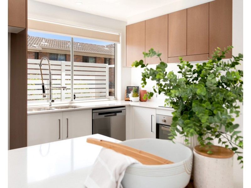 2/11 Cambridge Street, Carina Heights QLD 4152