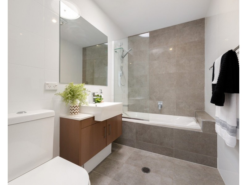 2/11 Cambridge Street, Carina Heights QLD 4152