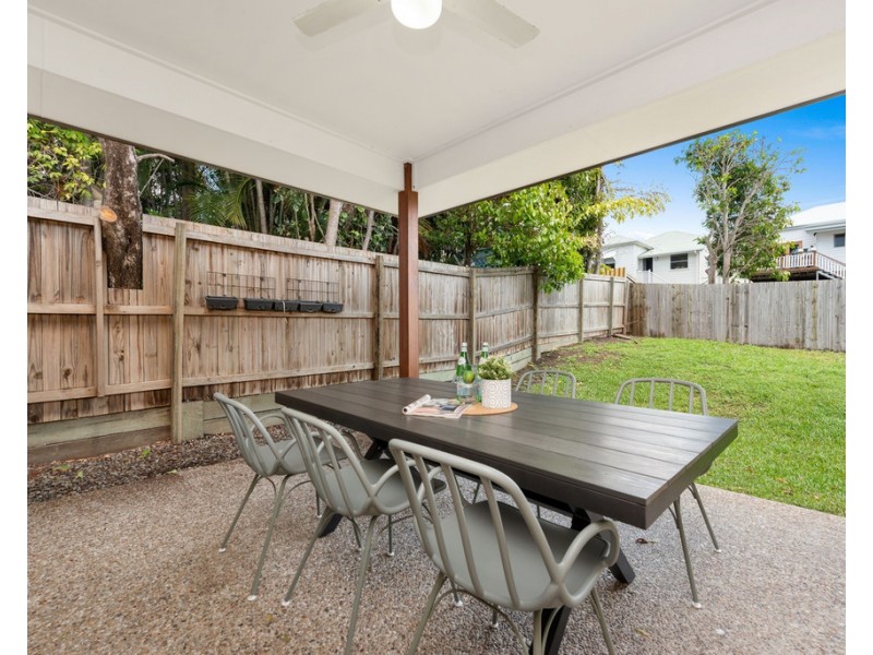 11 Shelley Street, Cannon Hill QLD 4170