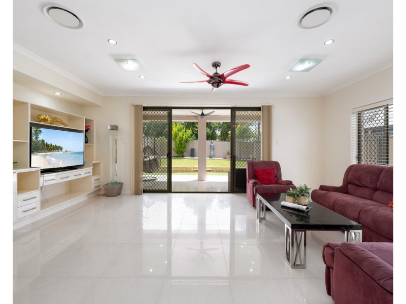 358 Stanley Road, Carina QLD 4152