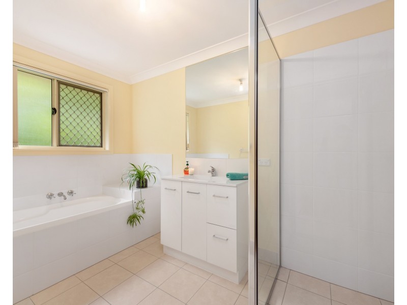 1 Taltarni Circuit, Mitchelton QLD 4053