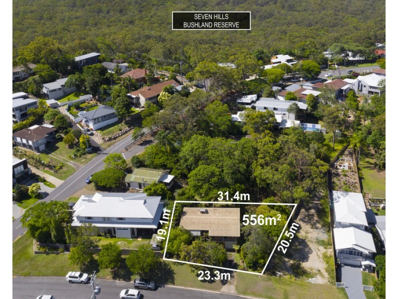 4 Hobart Avenue, Camp Hill QLD 4152