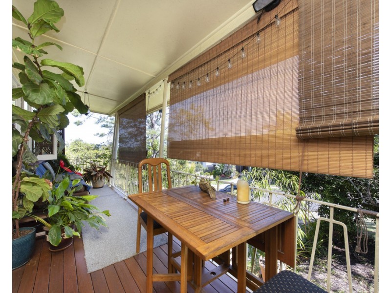 4 Hobart Avenue, Camp Hill QLD 4152