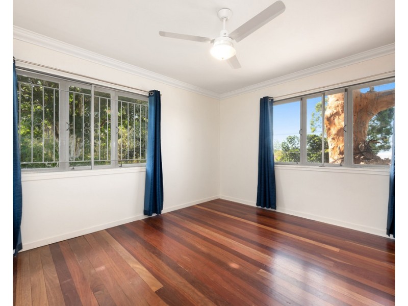 1 Kildare Street, Carina Heights QLD 4152