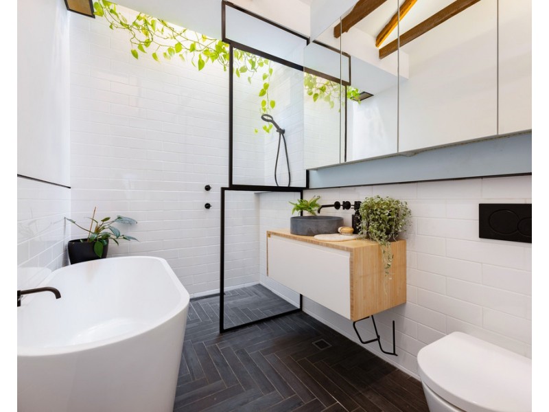 24 Malthus Street, Carina QLD 4152