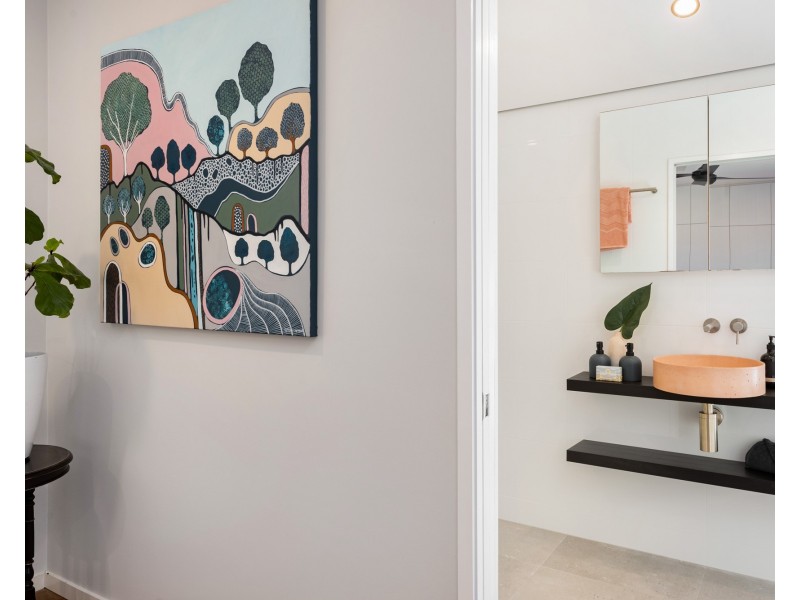 24 Malthus Street, Carina QLD 4152