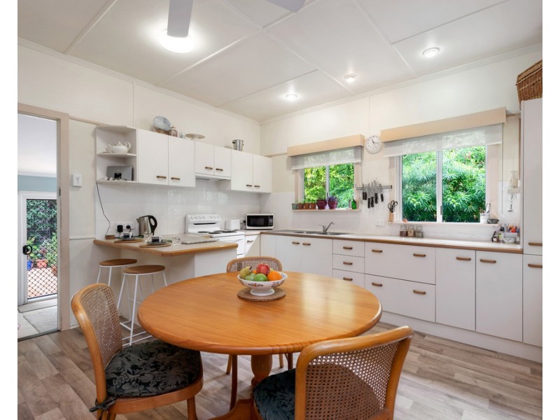 119 Erica Street, Cannon Hill QLD 4170