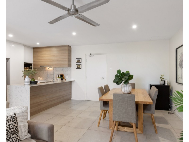 12/11-15 Adelaide Street, Carina QLD 4152