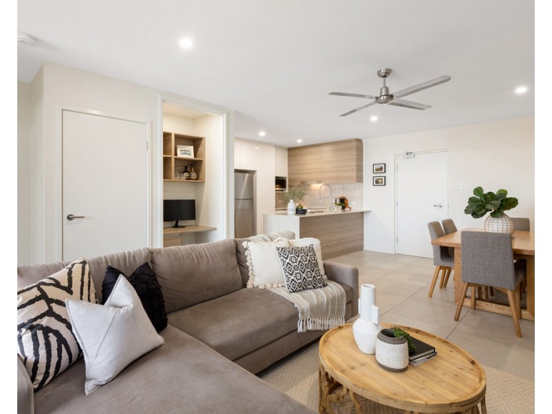 12/11-15 Adelaide Street, Carina QLD 4152