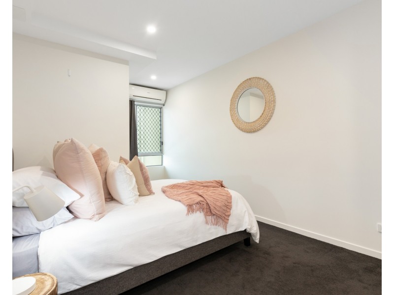 12/11-15 Adelaide Street, Carina QLD 4152