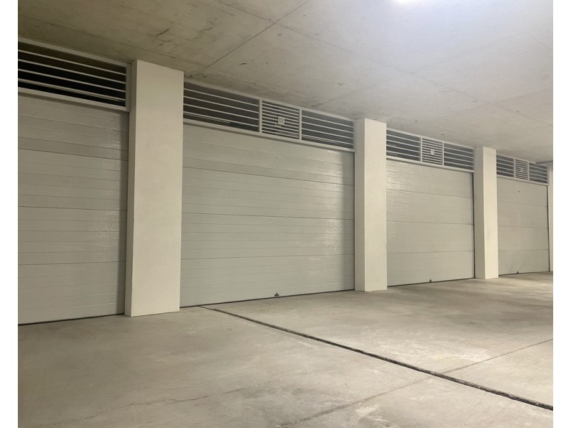 12/11-15 Adelaide Street, Carina QLD 4152