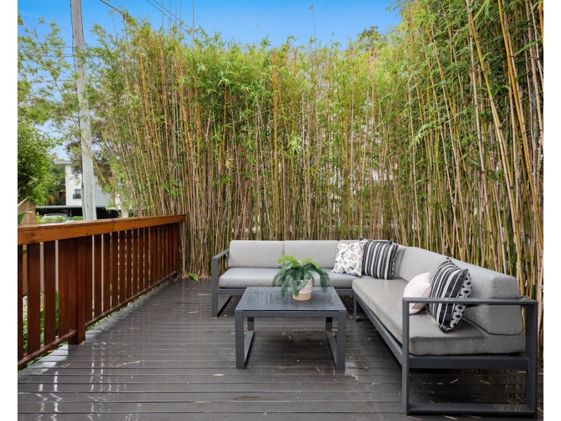 2/287 Riding Road, Balmoral QLD 4171