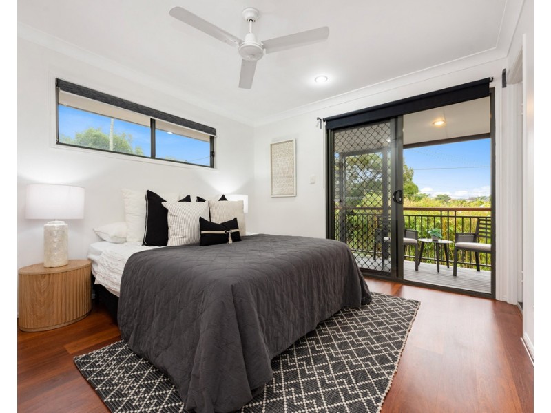 2/287 Riding Road, Balmoral QLD 4171