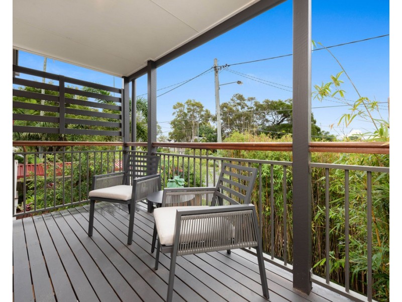 2/287 Riding Road, Balmoral QLD 4171