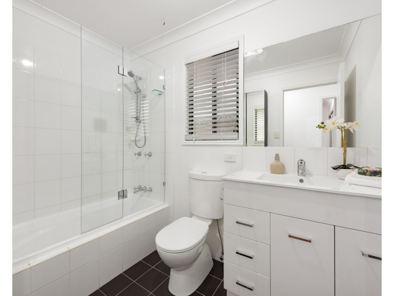 2/287 Riding Road, Balmoral QLD 4171